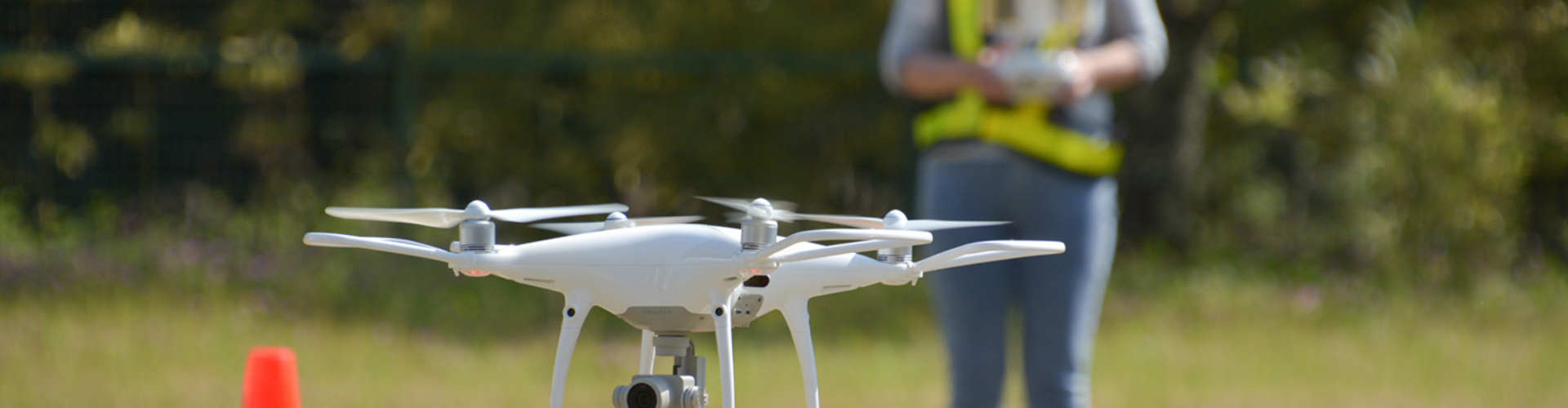 無人航空機資格取得の画像